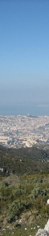 vue de marseille depuis mt st cyr