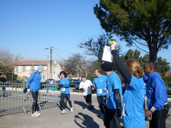 Arrivée d'ISABELLE à la corrida de Trets 2011