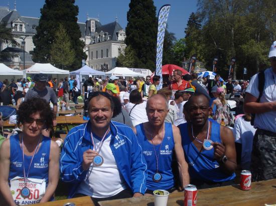 ANNECY 2011:Frédé :3h49', Chris G:3h49', Chris A :3h30', Rob M :4h24