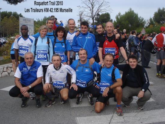 Les traileurs KM 42.195 Marseille au Roquefort trail 2010